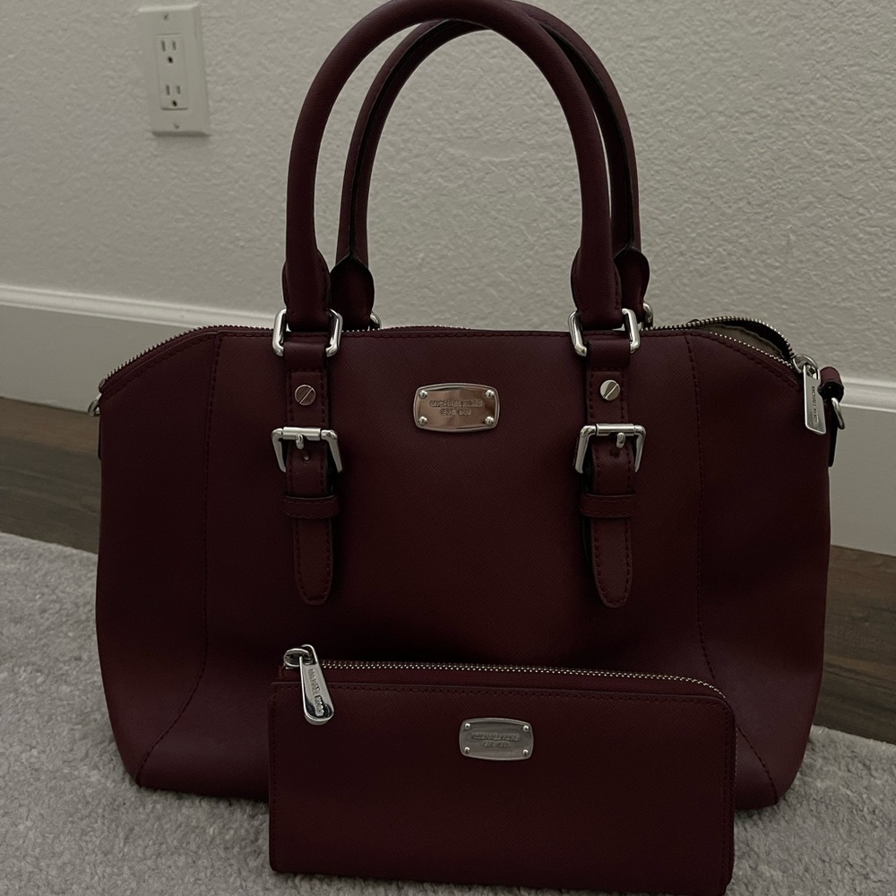 Michael Kors | Handbag & wallet
